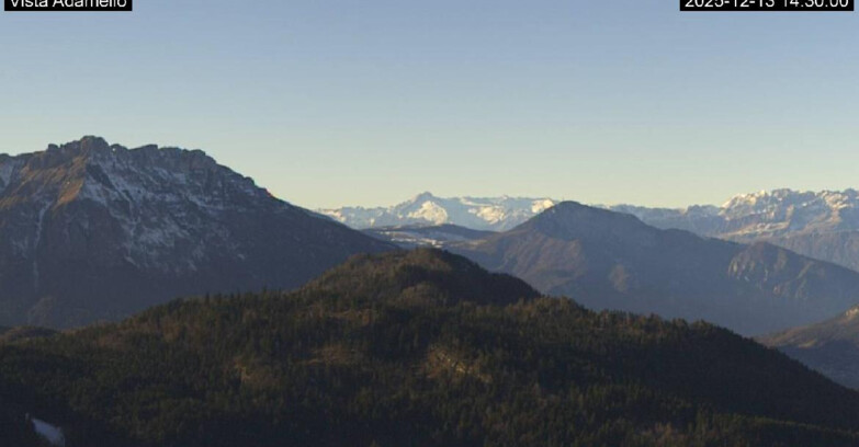 Webcam Lavarone - View on Ghiacciaio Adamello