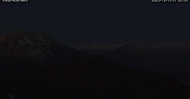 Webcam Lavarone - View on Ghiacciaio Adamello