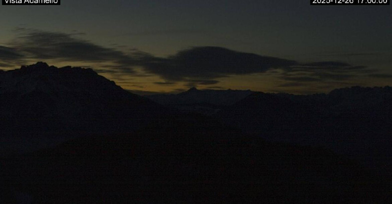 Webcam Lavarone - View on Ghiacciaio Adamello