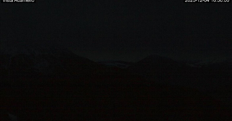 Webcam Lavarone Skigegiet - View on Ghiacciaio Adamello