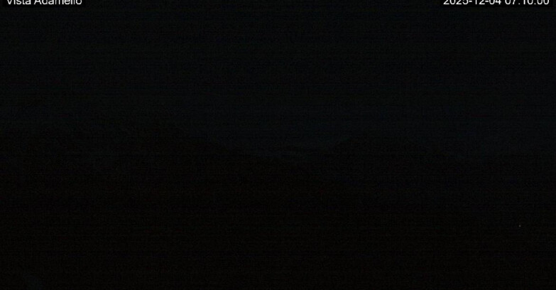 Webcam Lavarone Skigegiet - View on Ghiacciaio Adamello