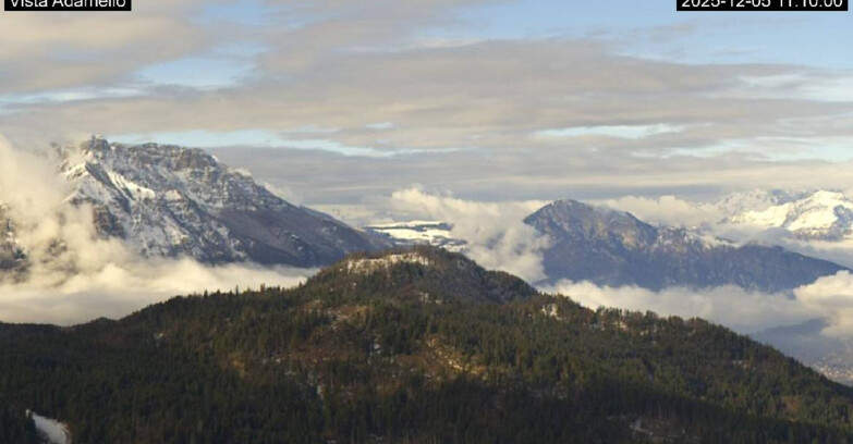 Webcam Lavarone - View on Ghiacciaio Adamello