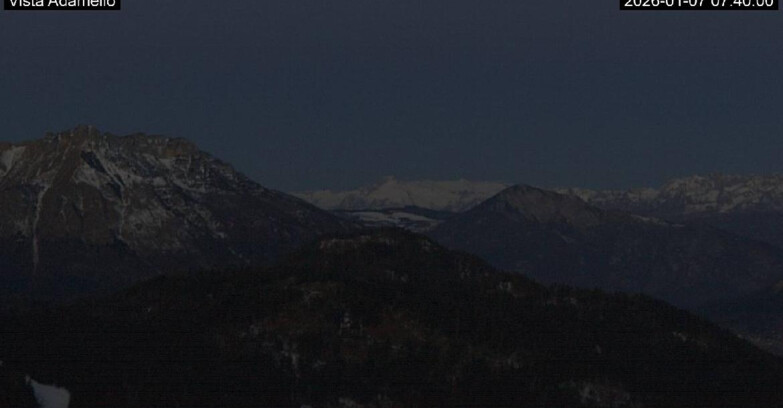 Webcam Лавароне  - View on Ghiacciaio Adamello