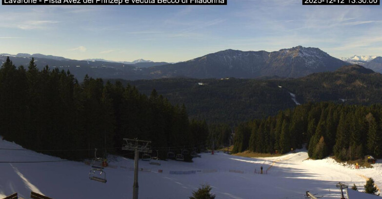 Webcam Ski Area Lavarone  - Pista Avez- seggiovia Lagh.