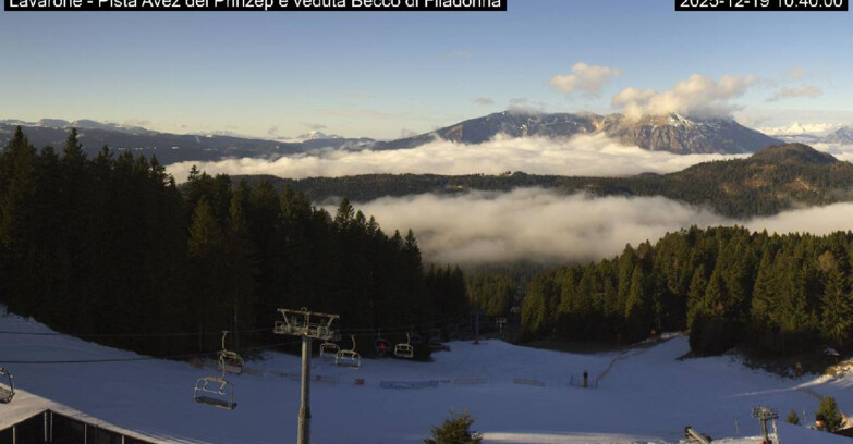 Webcam Ski area Lavarone - Pista Avez- seggiovia Lagh.