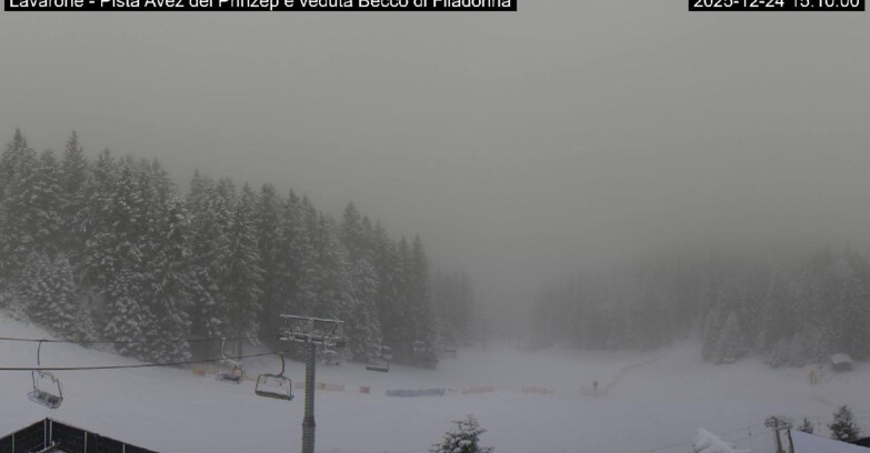 Webcam Ski area Lavarone - Pista Avez- seggiovia Lagh.
