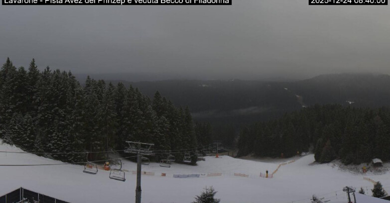 Webcam Ski area Lavarone - Pista Avez- seggiovia Lagh.