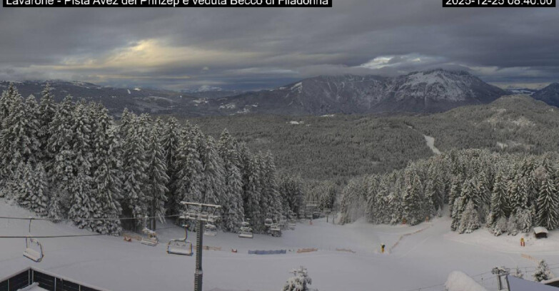 Webcam Ski Area Lavarone  - Pista Avez- seggiovia Lagh.