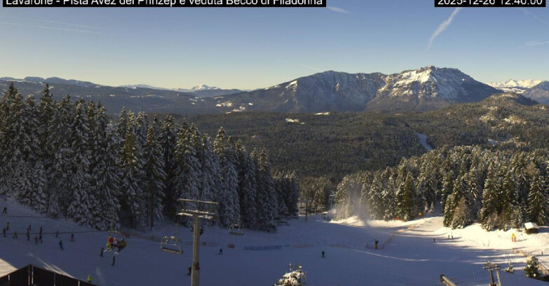 Webcam Lavarone Skigegiet - Pista Avez- seggiovia Lagh.
