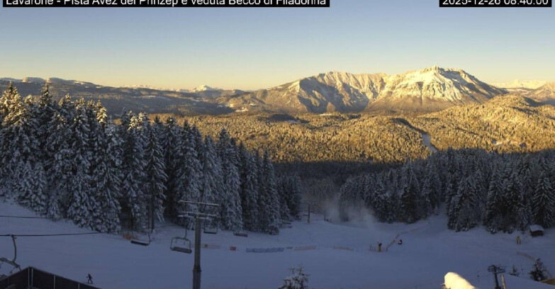 Webcam Lavarone Skigegiet - Pista Avez- seggiovia Lagh.