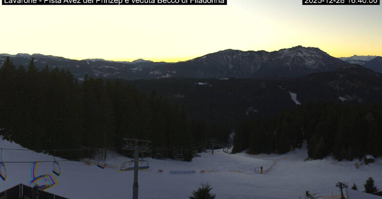 Webcam Ski Area Lavarone  - Pista Avez- seggiovia Lagh.