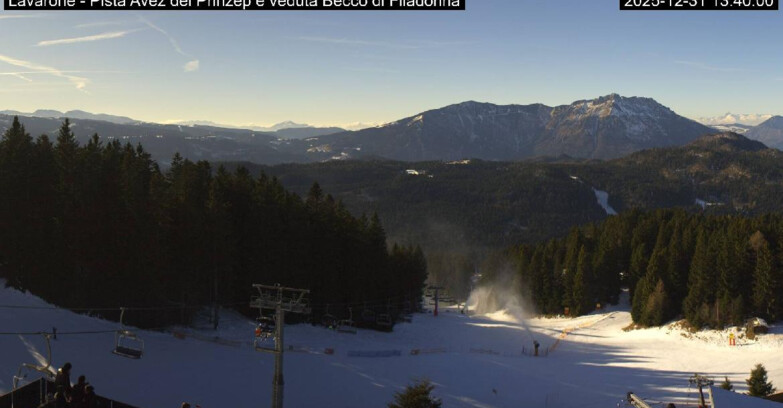 Webcam Ski area Lavarone - Pista Avez- seggiovia Lagh.