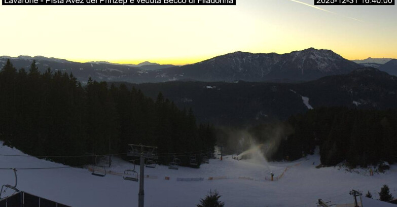 Webcam Ski area Lavarone - Pista Avez- seggiovia Lagh.