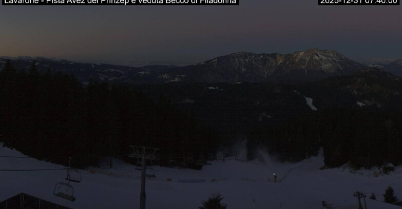 Webcam Ski area Lavarone - Pista Avez- seggiovia Lagh.
