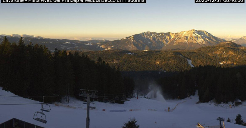Webcam Ski area Lavarone - Pista Avez- seggiovia Lagh.