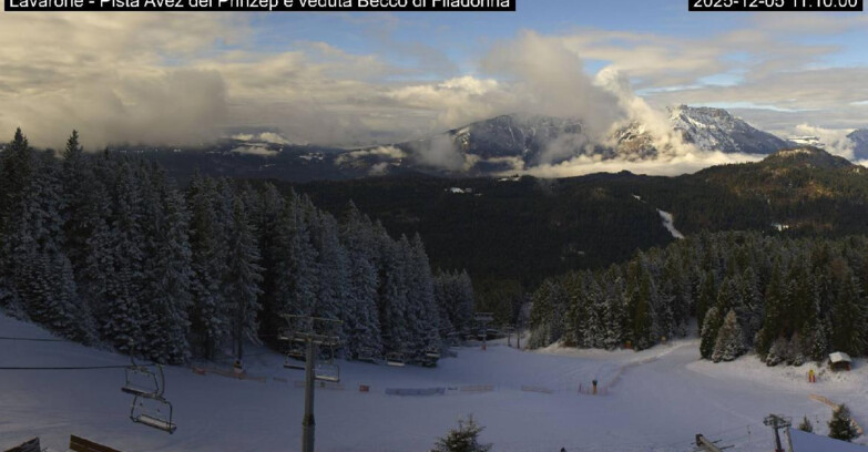 Webcam Lavarone Skigegiet - Pista Avez- seggiovia Lagh.