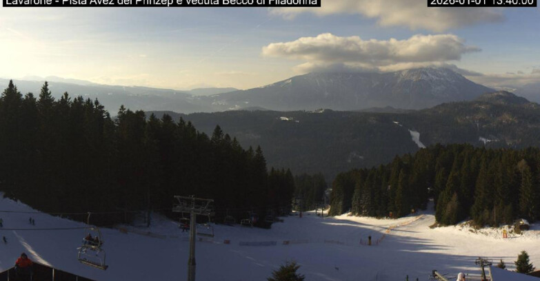 Webcam Lavarone - Pista Avez- seggiovia Lagh.