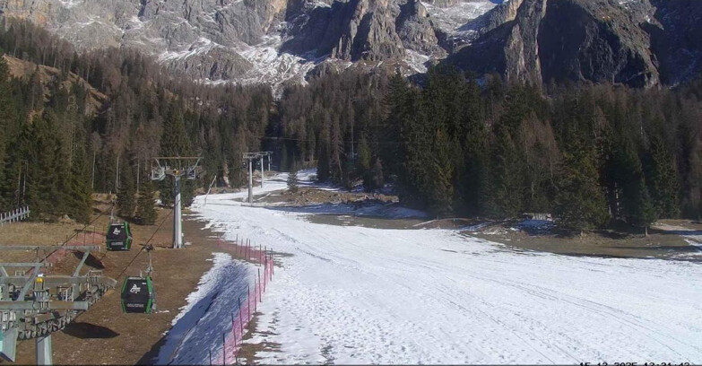 Webcam San Martino di Castrozza - Passo Rolle - Pista Col Verde