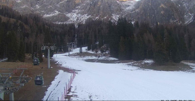 Webcam San Martino di Castrozza - Passo Rolle - Pista Col Verde