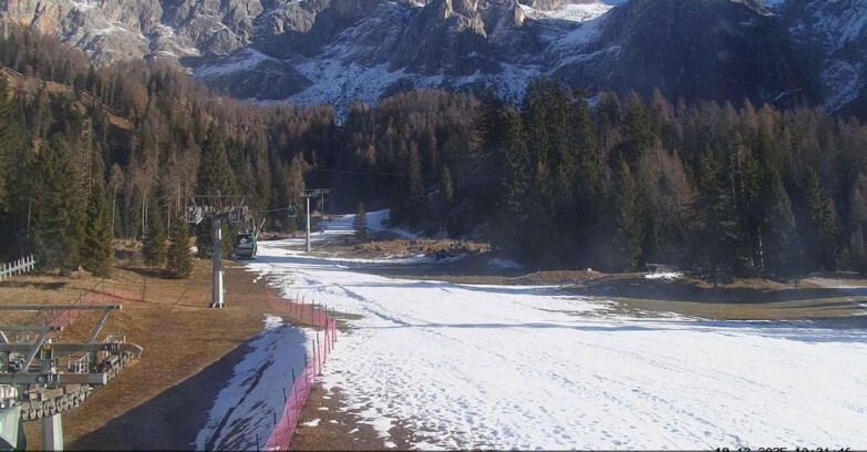 Webcam San Martino di Castrozza - Passo Rolle - Pista Col Verde