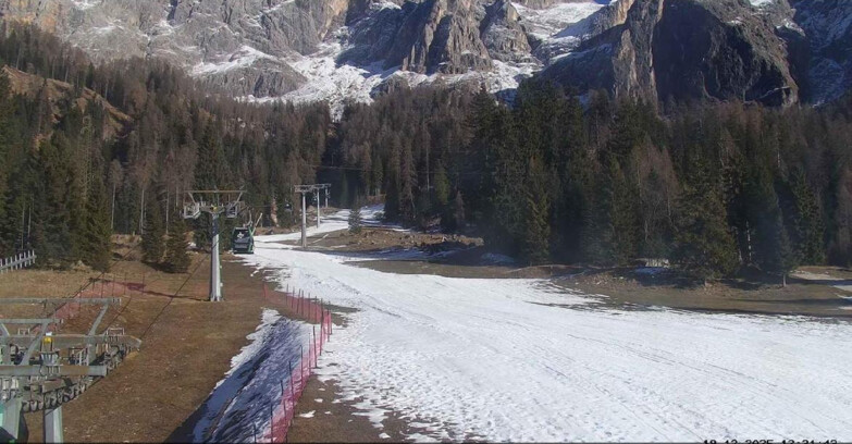 Webcam San Martino di Castrozza - Passo Rolle - Pista Col Verde