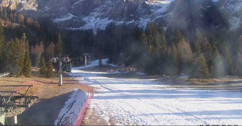 Webcam San Martino di Castrozza - Passo Rolle - Pista Col Verde