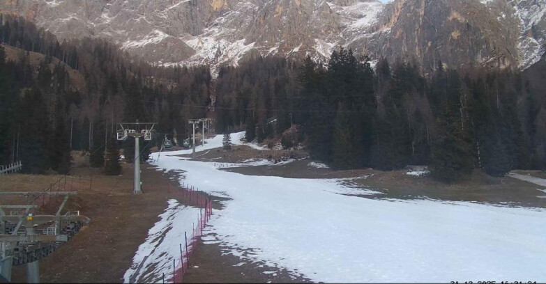 Webcam San Martino di Castrozza - Passo Rolle - Pista Col Verde