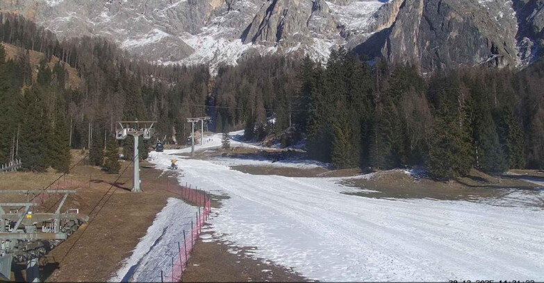 Webcam San Martino di Castrozza - Passo Rolle - Pista Col Verde