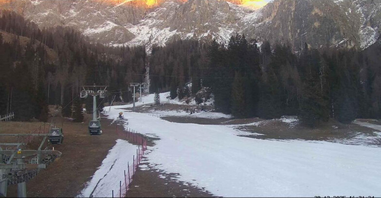 Webcam San Martino di Castrozza - Passo Rolle - Pista Col Verde