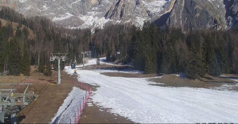 Webcam San Martino di Castrozza - Passo Rolle  - Pista Col Verde