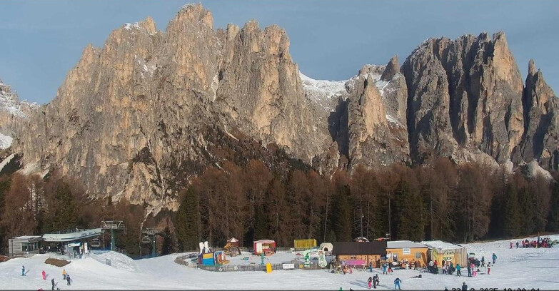 Webcam Vigo di Fassa-Pera-Ciampedìe - Vigo - Ciampedie - Baby Park