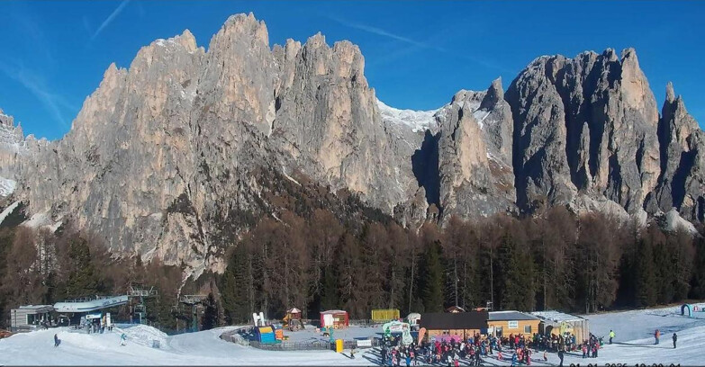 Webcam Vigo di Fassa-Pera-Ciampedìe - Vigo - Ciampedie - Baby Park