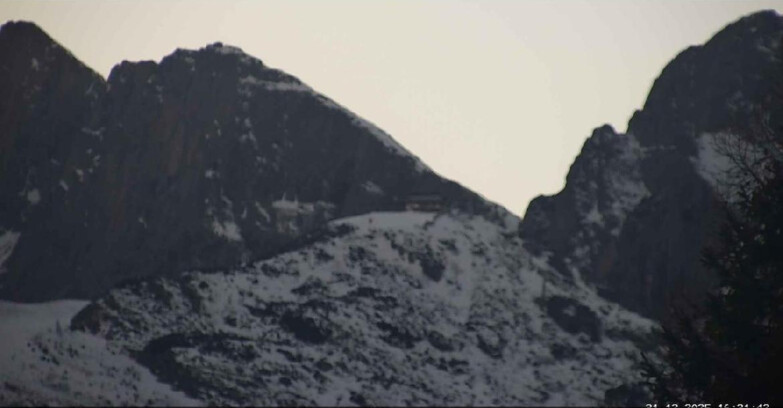 Webcam San Martino di Castrozza - Passo Rolle  - Punta Ces 