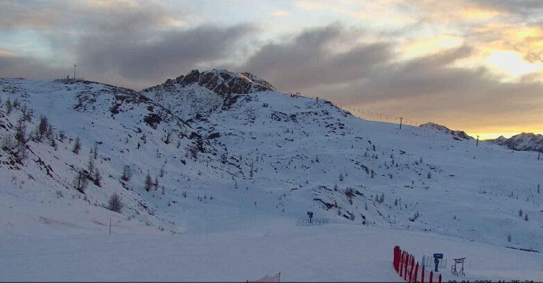 Webcam Сан-Мартино-ди-Кастроцца - Пассо-Ролле - Conca