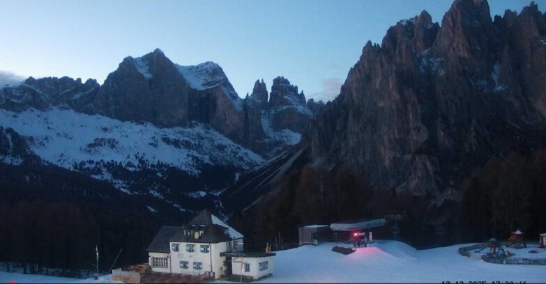 Webcam Vigo di Fassa-Pera-Ciampedìe - Vigo di Fassa - Torri del Vajolet
