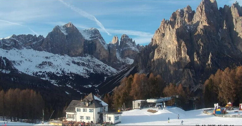 Webcam Vigo di Fassa-Pera-Ciampedìe - Vigo di Fassa - Torri del Vajolet