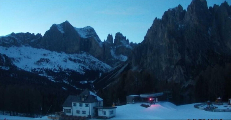Webcam Vigo di Fassa-Pera-Ciampedìe - Vigo di Fassa - Torri del Vajolet