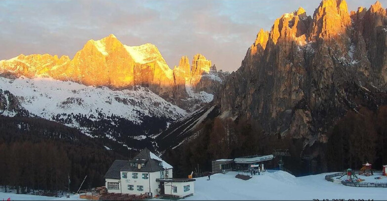 Webcam Vigo di Fassa-Pera-Ciampedìe - Vigo di Fassa - Torri del Vajolet