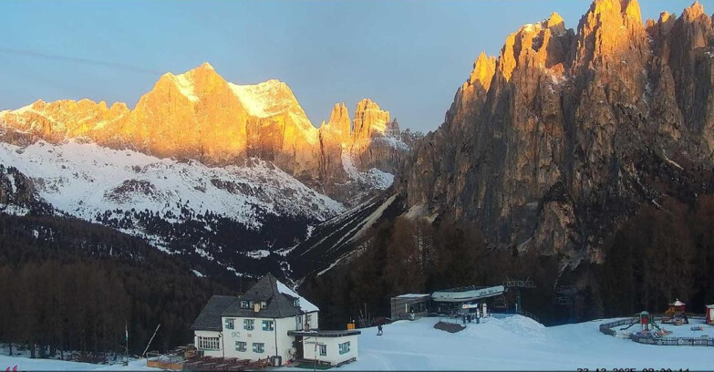 Webcam Vigo di Fassa-Pera-Ciampedìe - Vigo - Torri del Vajolet