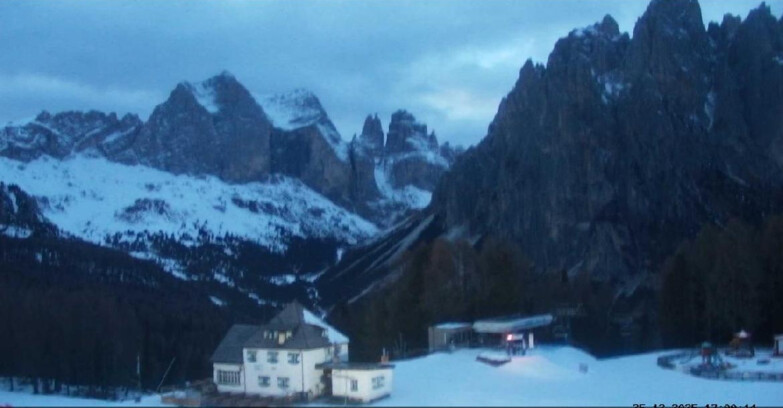 Webcam Vigo di Fassa-Pera-Ciampedìe - Vigo di Fassa - Torri del Vajolet