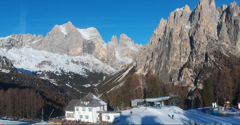 Webcam Виго-ди-Фасса-Пера-Чампедие  - Vigo - Torri del Vajolet