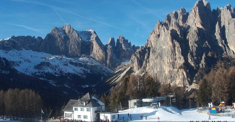 Webcam Виго-ди-Фасса-Пера-Чампедие  - Vigo - Torri del Vajolet