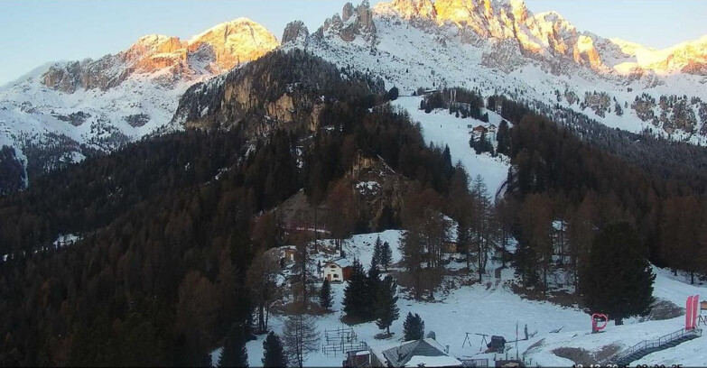 Webcam Vigo di Fassa-Pera-Ciampedìe - Vigo - seggiovia Prà Martin