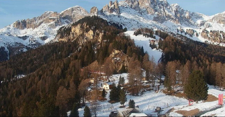 Webcam Vigo di Fassa-Pera-Ciampedìe - Vigo - seggiovia Prà Martin