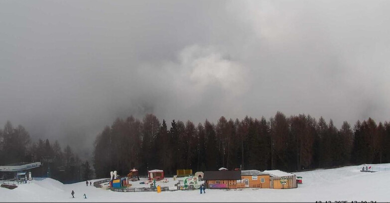 Webcam Vigo di Fassa-Pera-Ciampedìe - Vigo - dirupi di Larsech