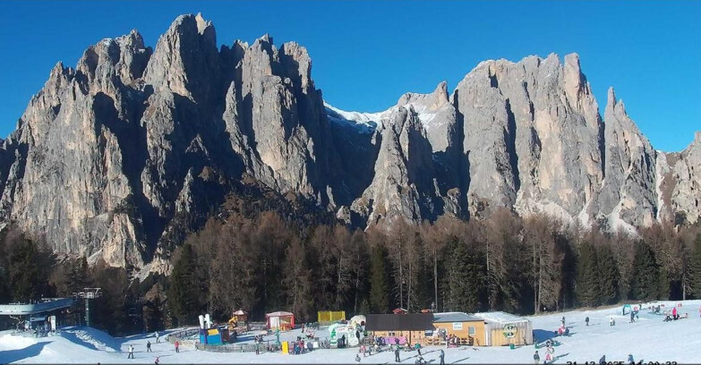 Webcam Виго-ди-Фасса-Пера-Чампедие  - Vigo - dirupi di Larsech