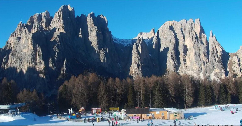 Webcam Виго-ди-Фасса-Пера-Чампедие  - Vigo - dirupi di Larsech