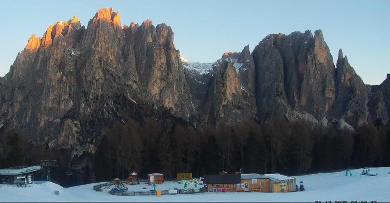 Webcam Виго-ди-Фасса-Пера-Чампедие  - Vigo - dirupi di Larsech