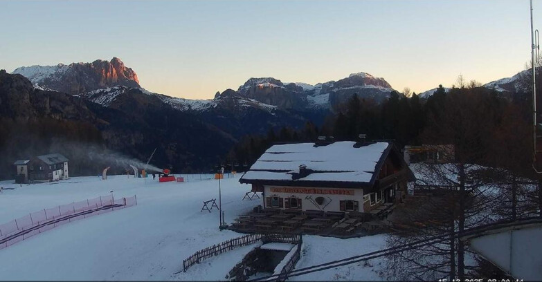 Webcam Vigo di Fassa-Pera-Ciampedìe - Vigo - verso Sassolungo e Pordoi