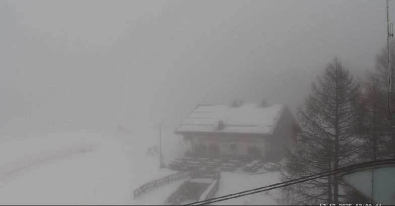 Webcam Vigo di Fassa-Pera-Ciampedie - Vigo - verso Sassolungo e Pordoi